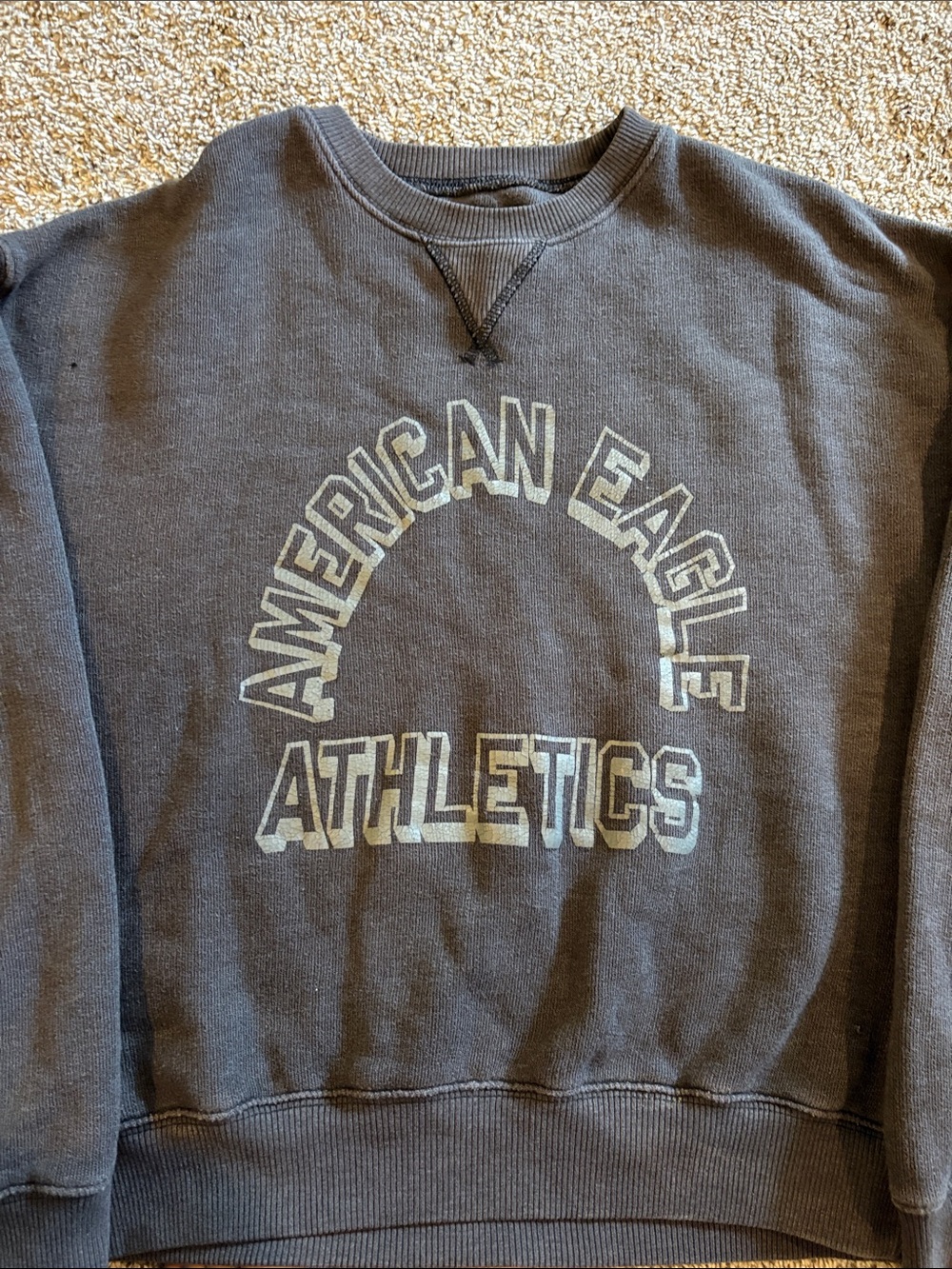 American Eagle sweatshirt